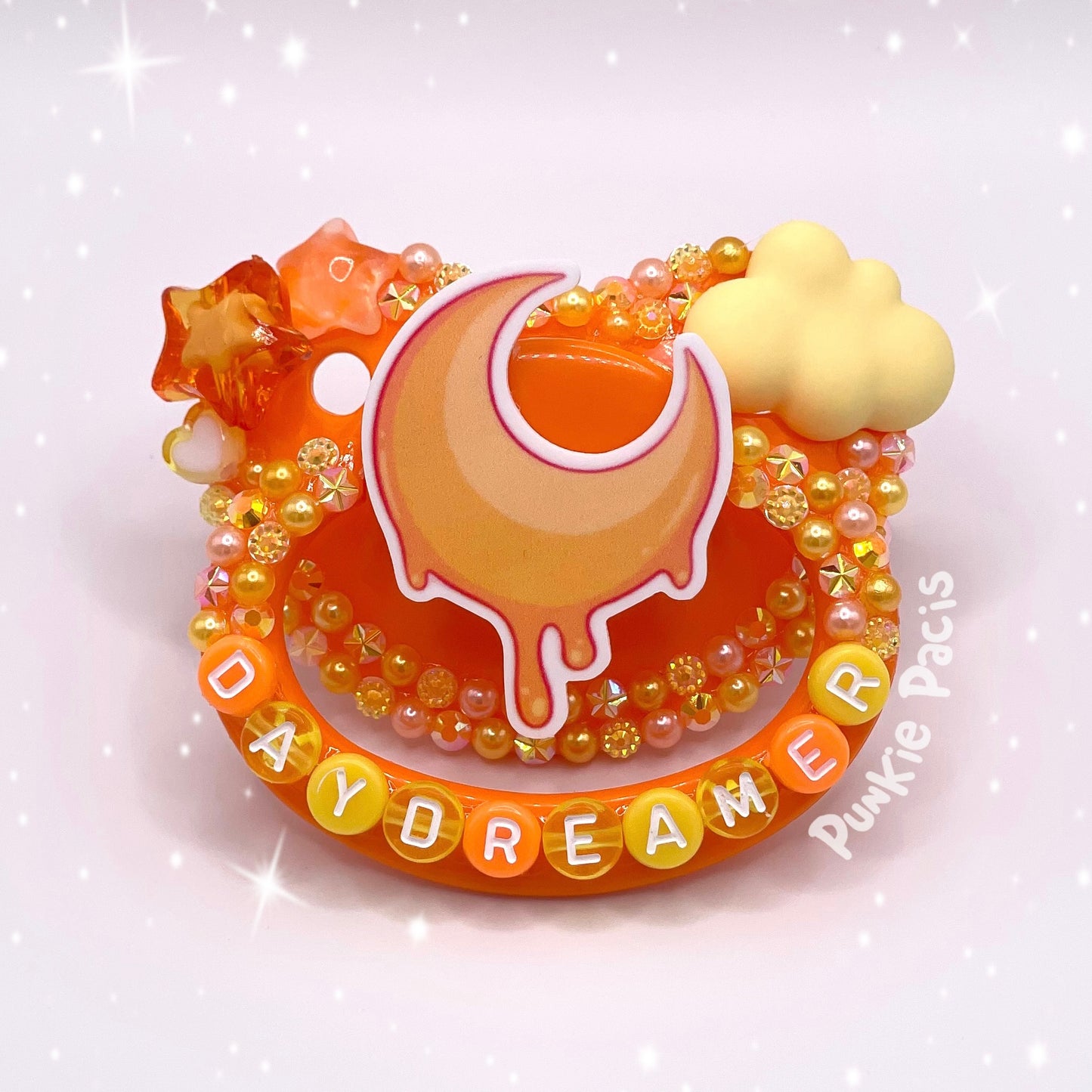 Daydreamer 🌙🧡🌟