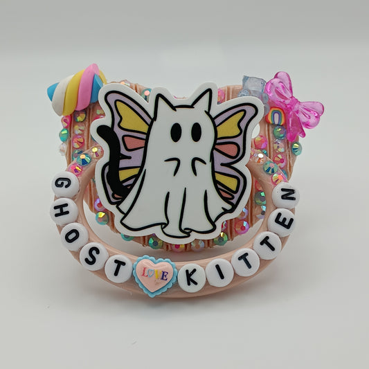 Ghost Kitten 💓 🍬🌈